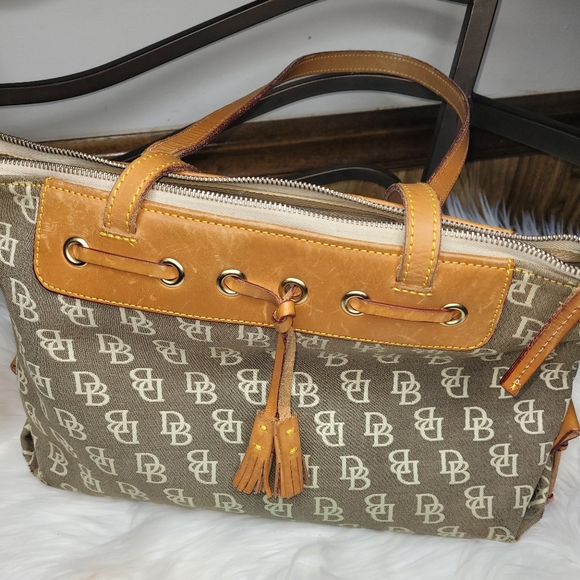 Dooney & Bourke Handbags - Vintage Dooney & Bourke
